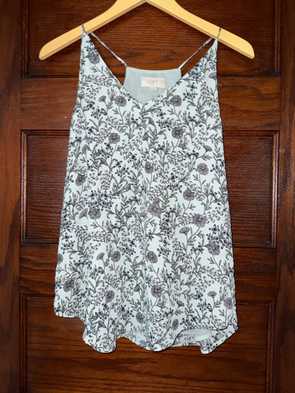 XS Loft Outlet Lightweight Floral Tank Top